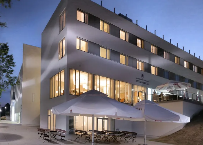 Resort: Hotel Fairplayce